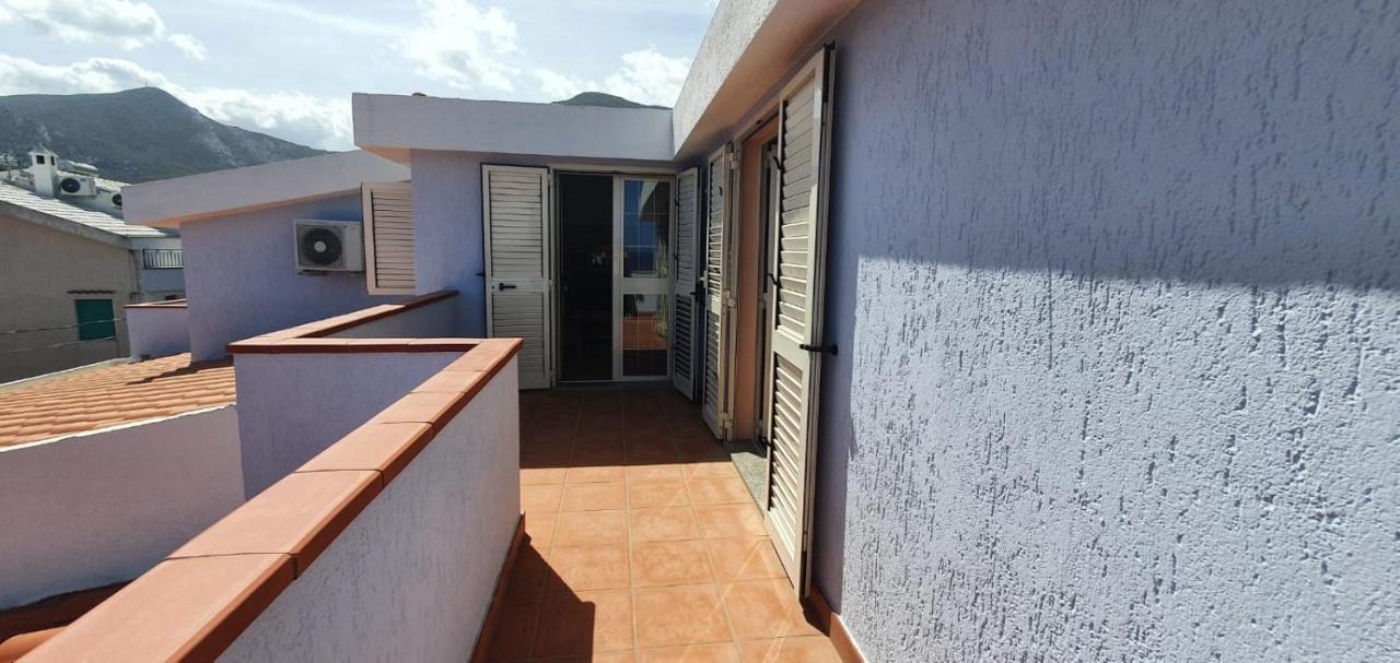 Appartamento Terrazza Vista Mare Cala Gonone Exterior photo